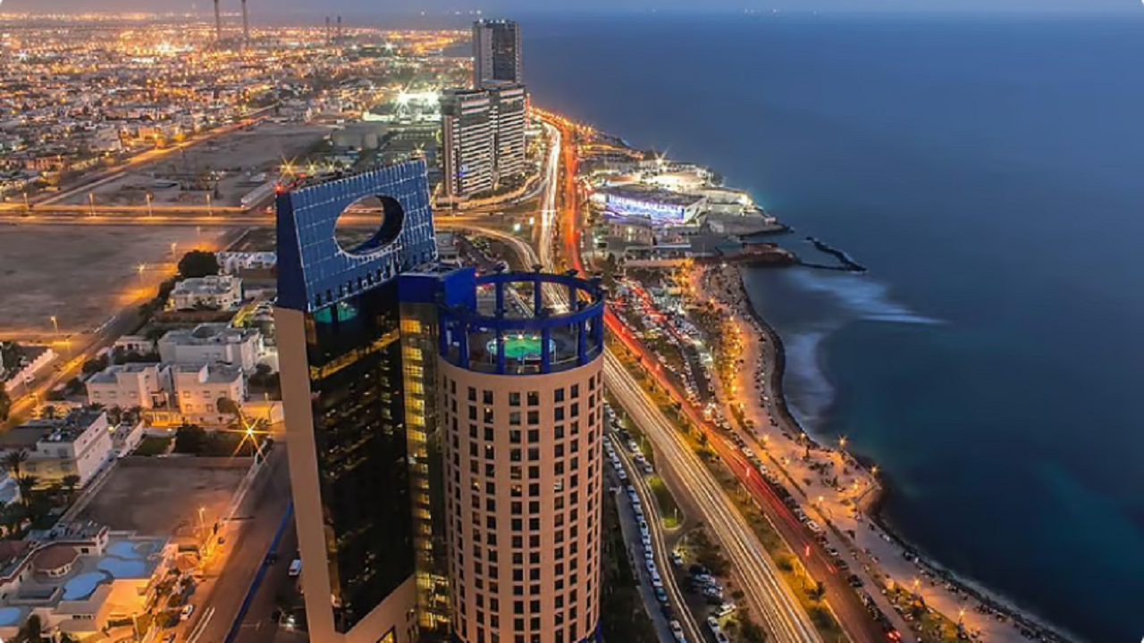 المسند يوضح سبب تفوق جدة على الدمام في درجات الحرارة صيفًا وشتاءً