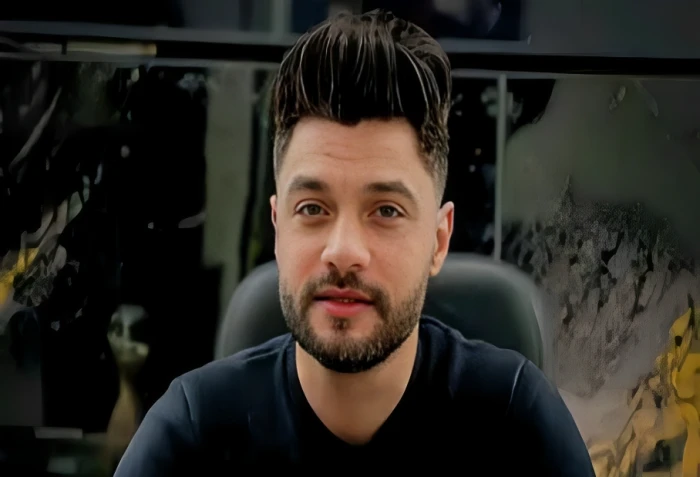 وفاة أحمد عامر: مدير أعماله يكشف تفاصيل الساعات الأخيرة ووصيته المؤثرة