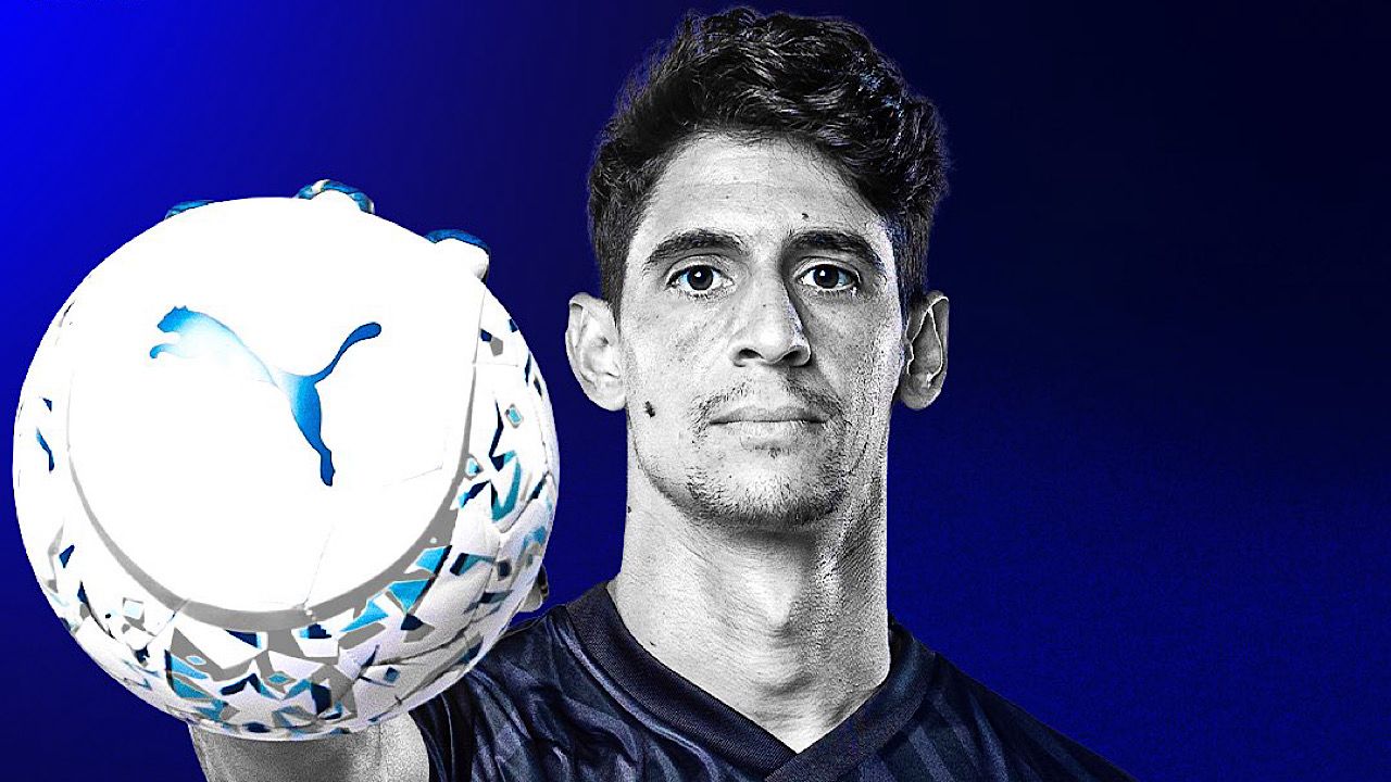 عرض ضخم من الهلال لبونو يُشعل المنافسة ويثير اهتمام الجماهير